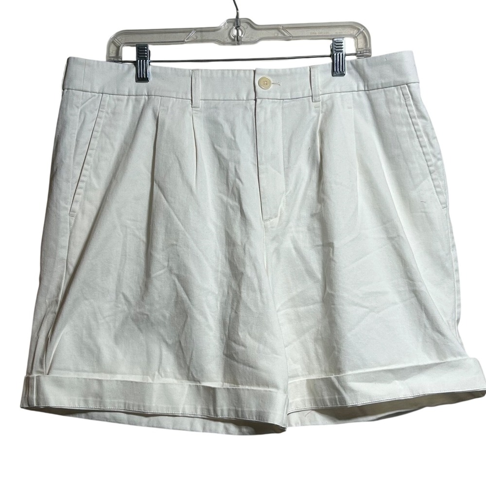 AYR White Pleated Cotton Cuffed Shorts Size 16 High Rise Preppy